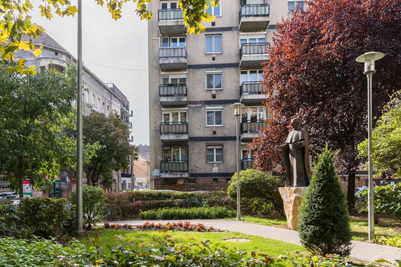 New Blue Danube Apartment With Balcony And Parking Budapest Bagian luar foto
